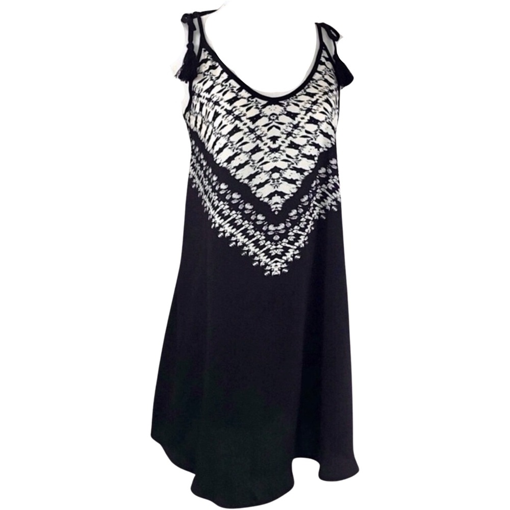 XHILARATION Tribal Shift Dress